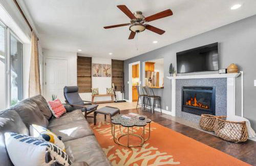 Midvale Station | Play•Relax•Repeat+ New King Bed! - Foto 1