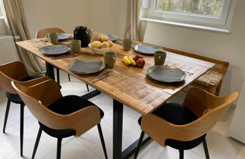 Firmen und Gruppen willkommen - 3 Schlafzimmer, luxuriöse Einzelbetten, Nahe Ulm - Foto 16