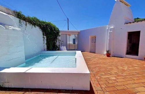 Casa Típica com Pátio e Tanque - Foto 25