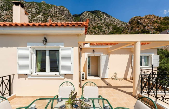 Verga Majestic Sunsets - Elegant Chic Retreat - Photo 42