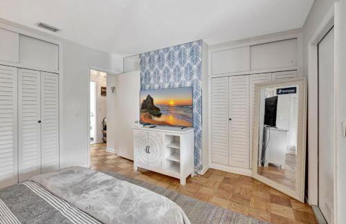 Magnificent Beach Townhome Steps from Atlantic Ave - Foto 28