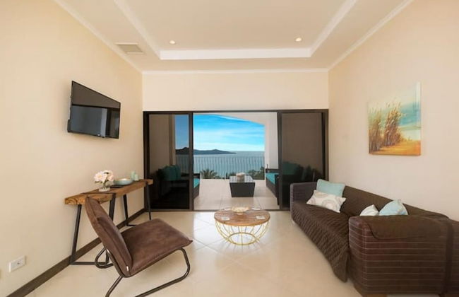 Playa Flamingo Comfortable 3 BR Oceanview Condo - Flamingo Towers 17 - Photo 7