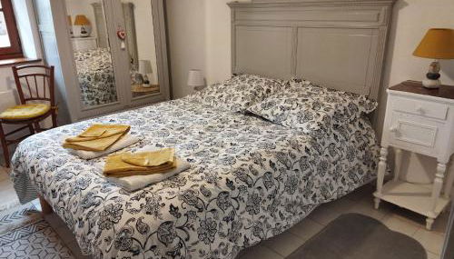 Gîte au calme avec verger, à proximité de randonnées et sites culturels - FR-1-586-9 - Foto 3