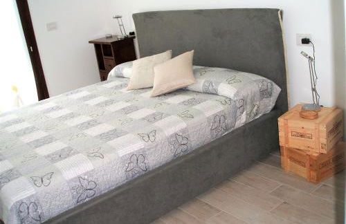 Green & Lake Home - Photo 23