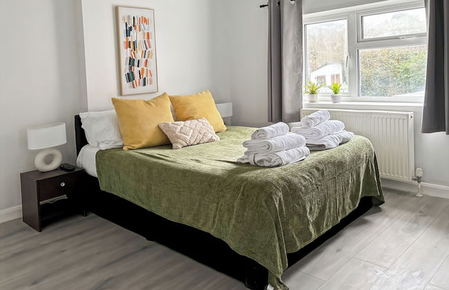 Cozy Hideaway With Hot Tub & Sauna Sleeps 7 - Foto 28