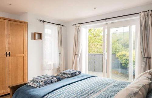 Cosy Beachfront Retreat with Stunning Sea Views and free Parking - Foto 12