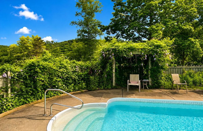 The Eagles Nest, Couples Escape - Hot Tub & Views - Foto 46