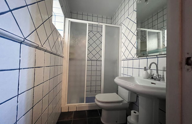 Cd-2102 · Three Bedroom Townhouse - Photo 15