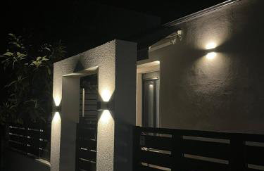 Sofia's House - Photo 4