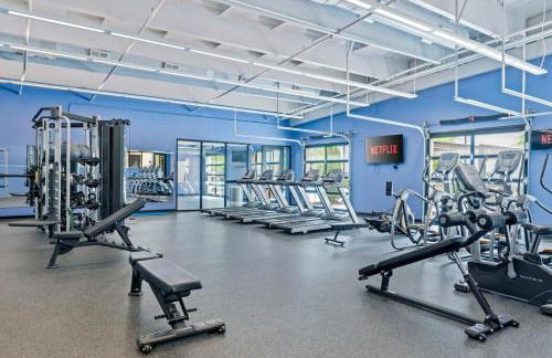 Pinnacle Heights 2Bdrm 3rd flr Near Walmart Amp Pool Fitness Center Yoga Studio Dog Spa - Foto 9
