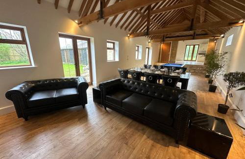 character filled barn renovation - Foto 27