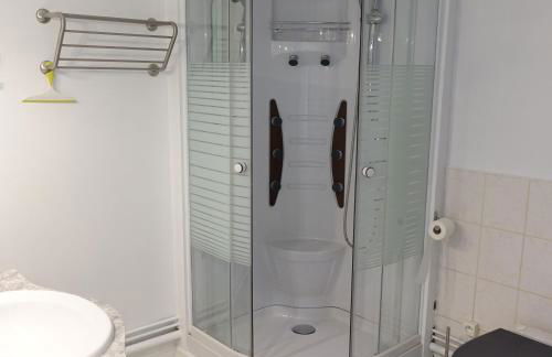 Une - Halte Entre Les Ponts - en toute simplicité - Foto 17