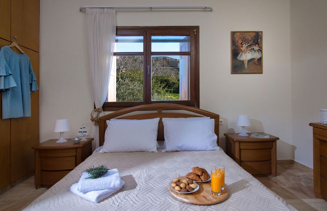 Oniropetra Luxury Suites - Foto 2