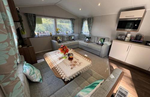 Haggerston Castle - Caravan - Sleeps 6 - Parking - Foto 29