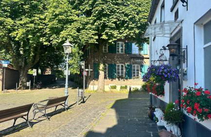 Apartment Savanna im historischen Stadtkern Linn in Krefeld, nähe Düsseldorf Messe, Airport, Parkmöglichkeiten direkt vor dem Haus - Foto 37