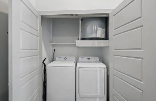 Modern 1BR near TPC Golf Free Parking and Wifi - Foto 15