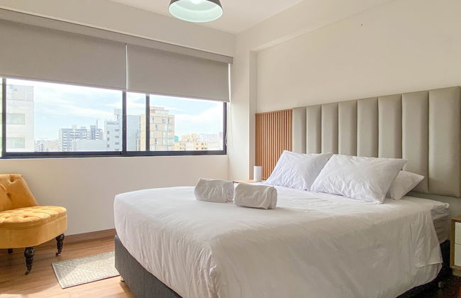 w Captivating 2BR With Balcony in Miraflores - Foto 22