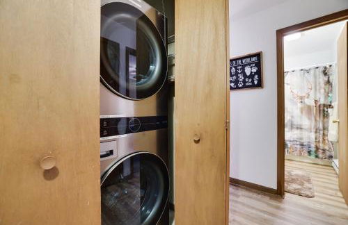 Serenity and Fun all in one in this Cozy Pocono Cabin - Foto 21