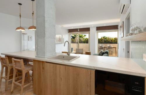 The Marbella Beachfront Gem - Photo 20