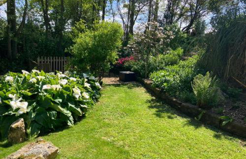 Re-imagined Stone Barns in the Country Near the Coast - Foto 49