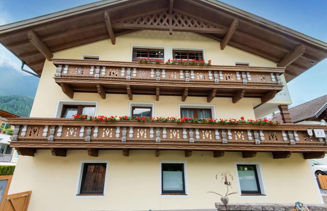 Beautiful Holiday Apartment in Umhausen With two Balconies - Foto 52