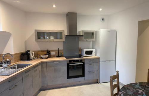 Gite a Fraissinet-de-Fourques 1 a 4 personnes - Foto 1