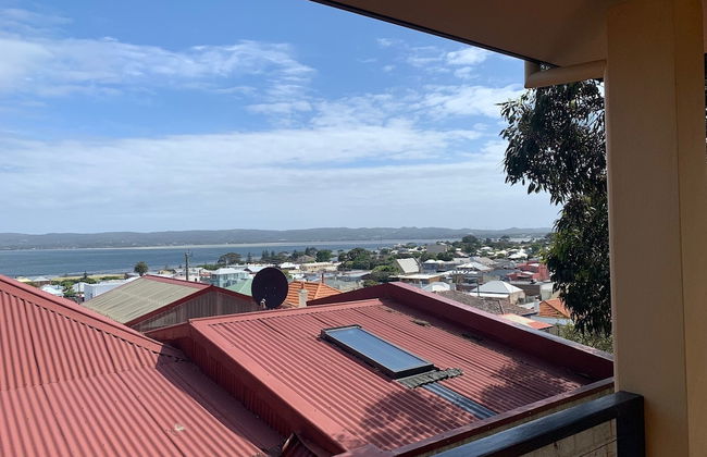 Views on Spencer - Photo 12