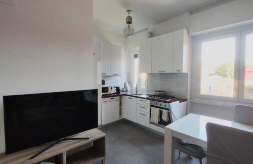 Bilocale luminoso e accogliente zona Marche - Photo 15