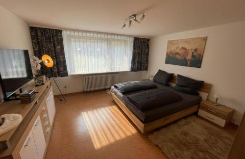 Rückzugsort mit Bergblick in Baiersbronn-Obertal - beheizter Wintergarten & kostenfreier Parkplatz - 70qm Ferienwohnung - Foto 10