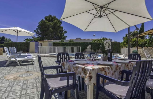 Charming Holiday Home in Calpe With Barbeque - Photo 11