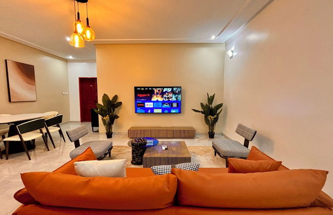 Lighthouse Signature Suites - Photo 69