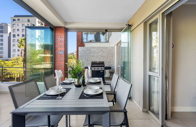 Mayfair Luxury 212 - Photo 5