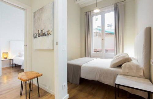 The Collection Barcelona - Bright and modern 4bedroom with terrace in Las Ramblas P2 - Photo 21