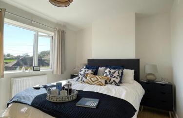 Bramblebee Cottage Salthouse - Photo 11