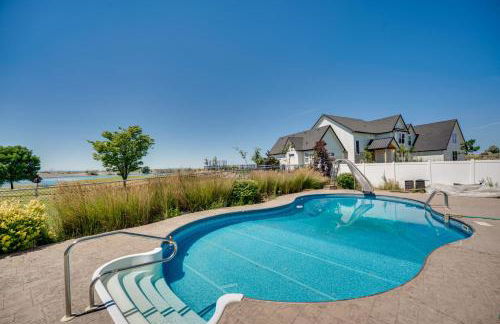 Backyard Oasis with Outdoor Kitchen! Moses Lake Home - Foto 1