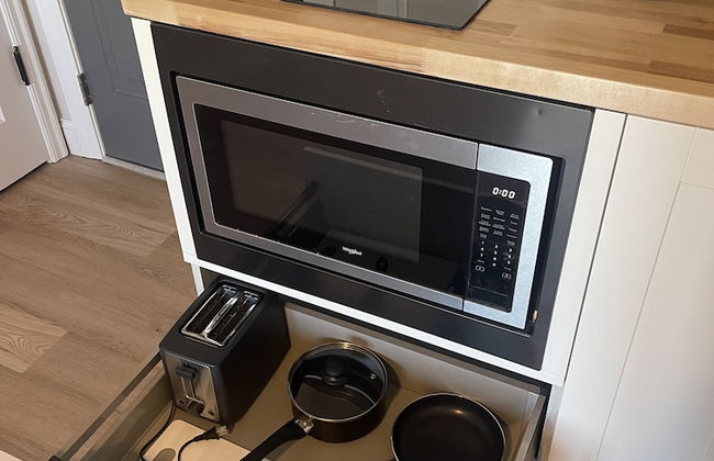 Apartment 202 - Photo 6