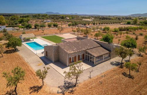 Mireia 2002 with pool and garden by BeBreeze Mallorca - Photo 10