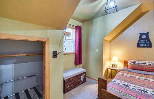 Charming Butternut Lake Getaway with Deck and Dock! - Foto 17