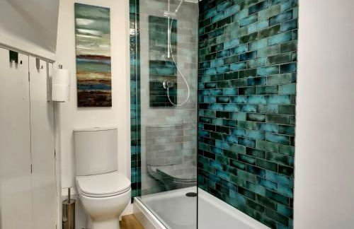 The Old Bakery Seahouses - Photo 4