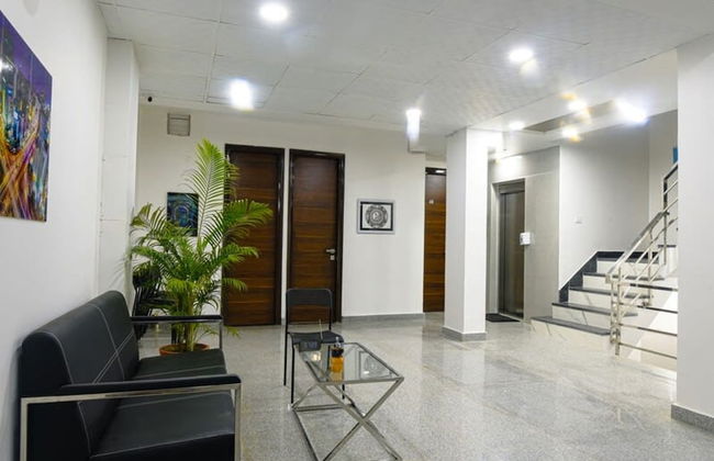 Relaxing 1 Bhk Service Apartment With Balcony Gym - Foto 16