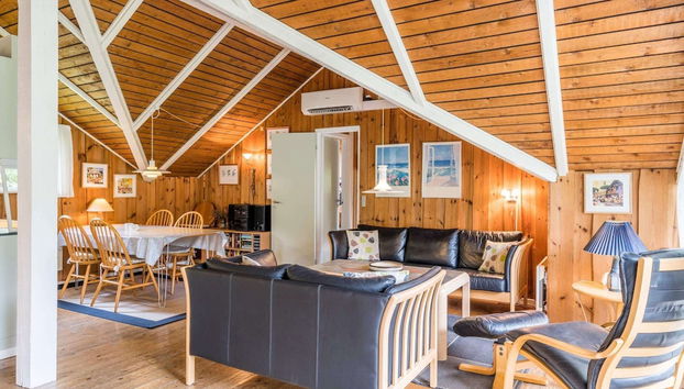 8 Person Holiday Home in Henne - Foto 2, Interior