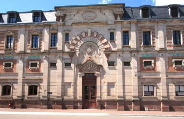 F2 Aux pieds des Thermes 3 étoiles - Foto 1