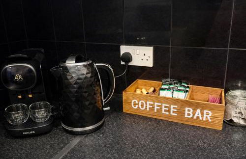 Spacious 5-Bed Canterbury Retreat - Sleeps 14 - 4 Baths - Foto 15