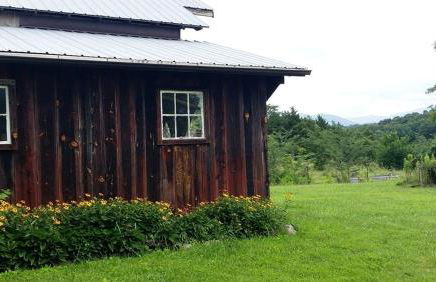 Cozy Riverside Cabin with Private Hot Tub in Rileyville, Virginia - Photo 22