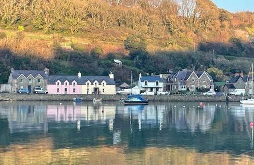 The Hut@Trefechan Wen - Coastal Coziness! - Photo 38