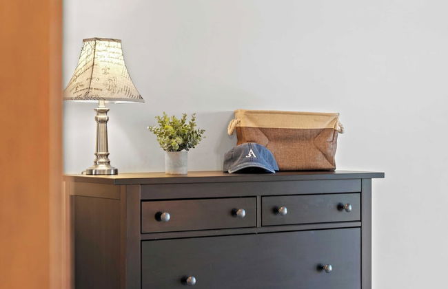 Marina Village by Avantstay Walk to Lake + Marina Balcony + Patio - Photo 19