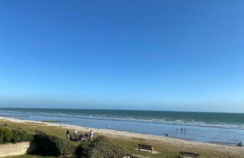 3 The Moorings, East Wittering - Photo 4