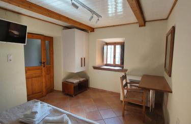 The Cocoon and olives Hut - Foto 9