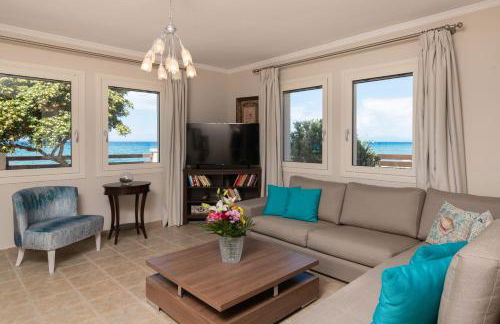 Villa Elizabeth - Seafront Classic Villa! - Foto 20