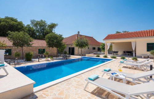 Tosic Estate - Villa, Vineyards and Winery - Foto 5